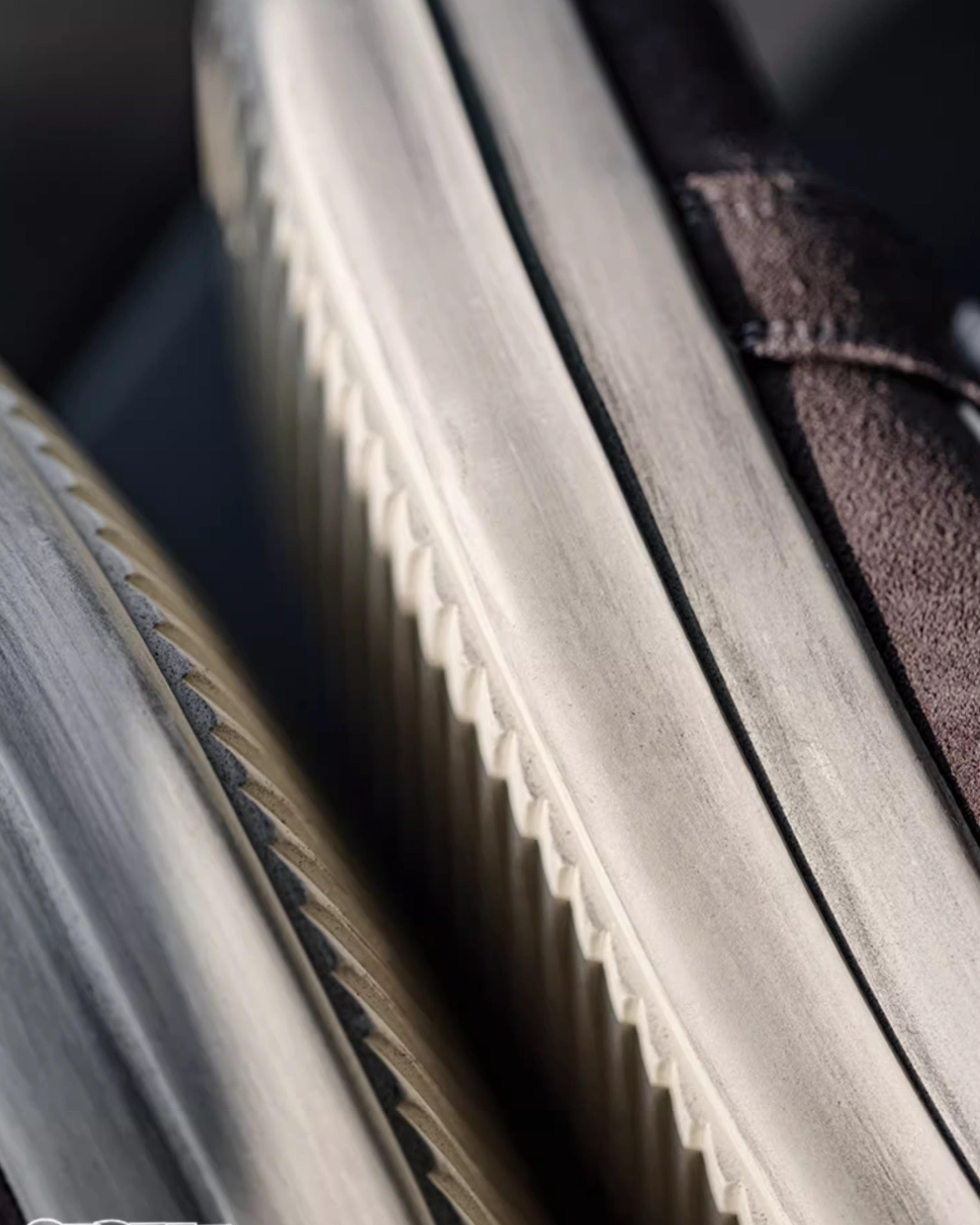 MRA Street Sneaker
