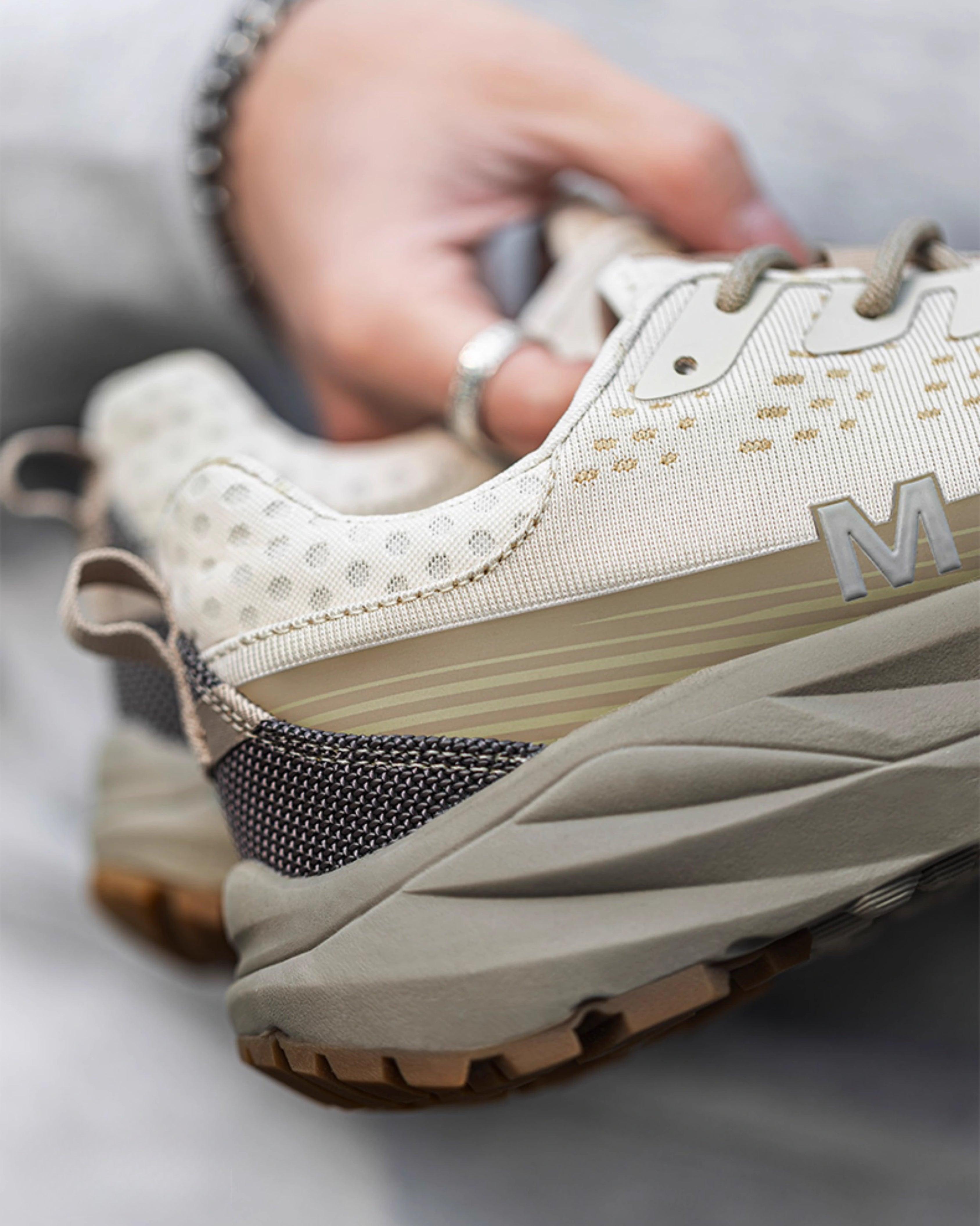 MRA Outdoor Sneaker