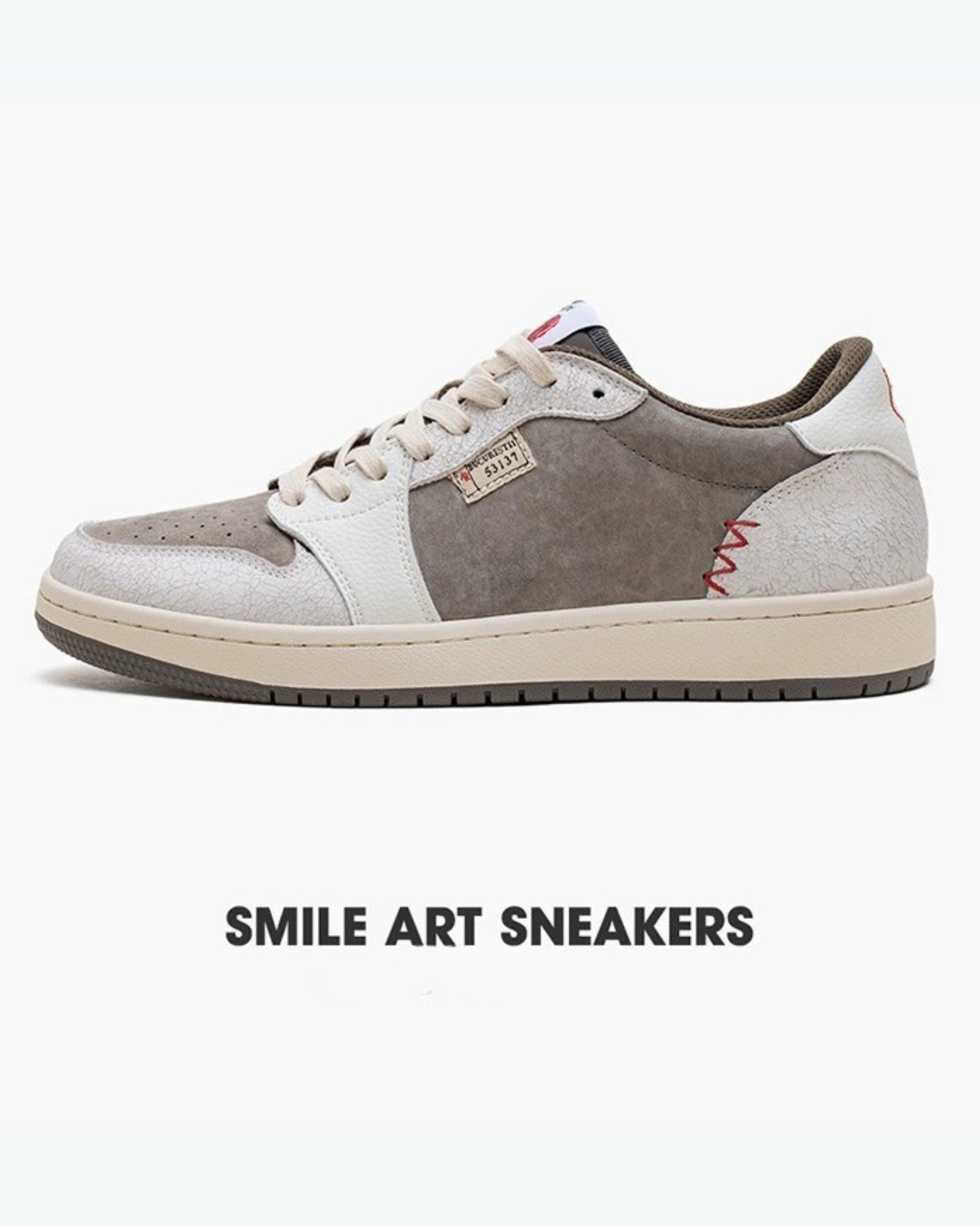 MRA Smile Art Sneaker