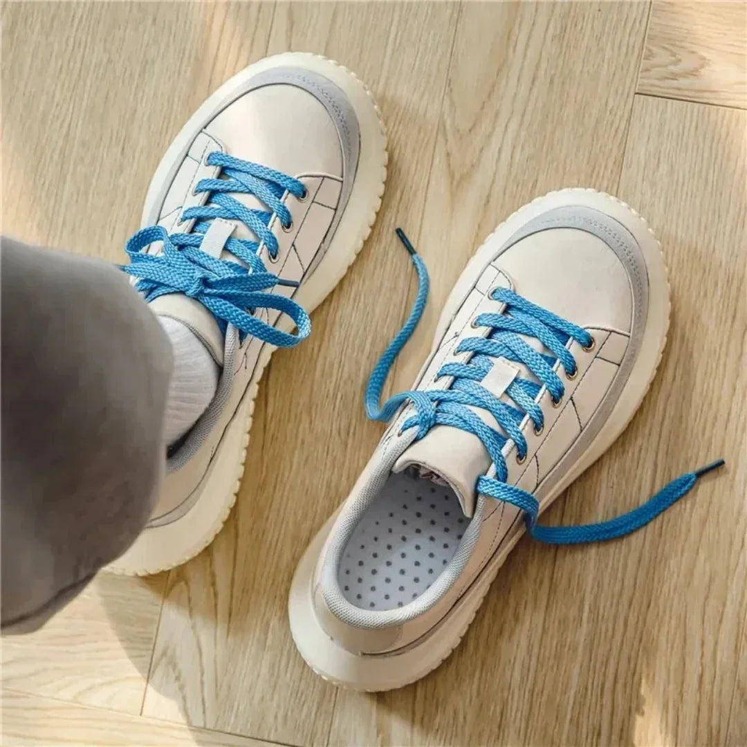 Simplicity Strides